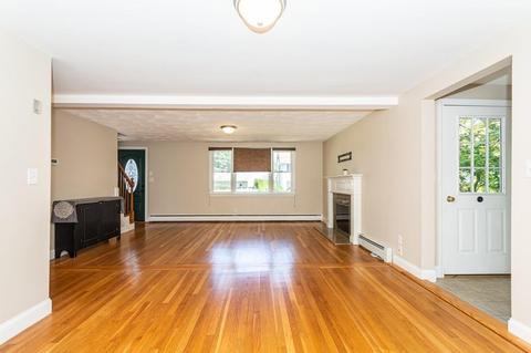 7 Bradford Rd, Reading, MA 01867 photo 7