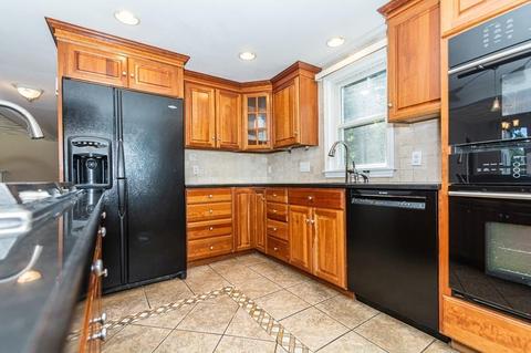 7 Bradford Rd, Reading, MA 01867 photo 14