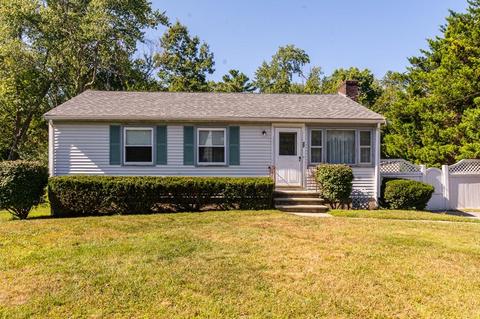 77 Forest St, Reading, MA 01867 photo 35