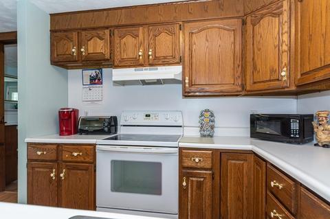 77 Forest St, Reading, MA 01867 photo 12