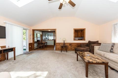 77 Forest St, Reading, MA 01867 photo 16