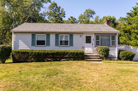 77 Forest St, Reading, MA 01867 photo 36