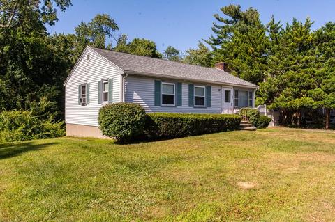77 Forest St, Reading, MA 01867 photo 37
