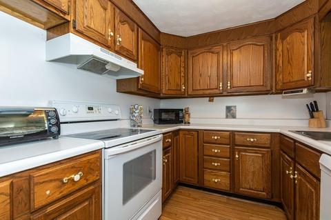 77 Forest St, Reading, MA 01867 photo 11