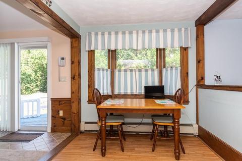 77 Forest St, Reading, MA 01867 photo 7