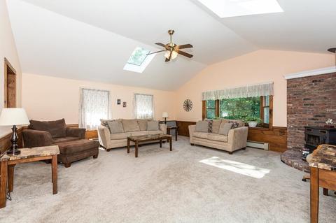 77 Forest St, Reading, MA 01867 photo 14