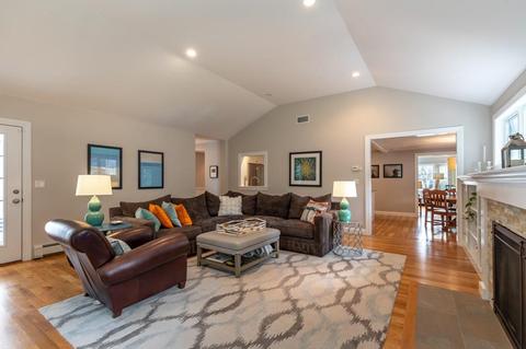 81 Meadowbrook Rd, Needham, MA 02492 photo 9