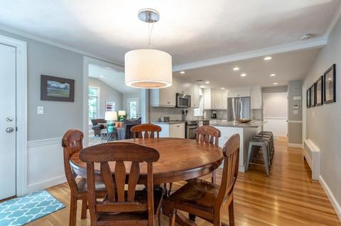 81 Meadowbrook Rd, Needham, MA 02492 photo 5
