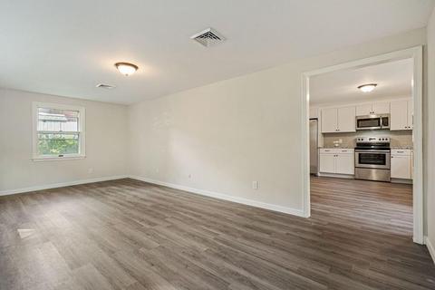 34 Bradford Loop, Georgetown, MA 01833 photo 2