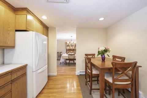 10 Yale St, Peabody, MA 01960 photo 11