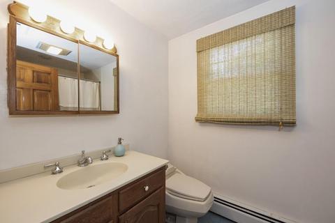 10 Yale St, Peabody, MA 01960 photo 24
