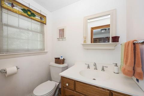 10 Yale St, Peabody, MA 01960 photo 16