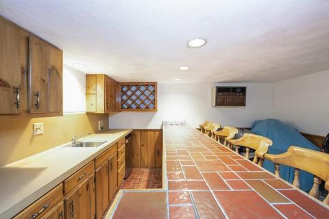 10 Yale St, Peabody, MA 01960 photo 30