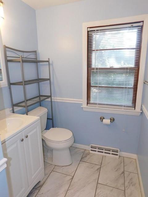 24 Deveau St, Springfield, MA 01151 photo 16