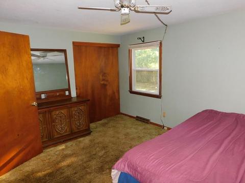 24 Deveau St, Springfield, MA 01151 photo 13