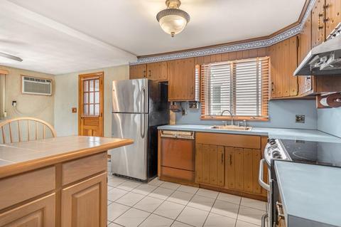 43 Preston St, Everett, MA 02149 photo 9