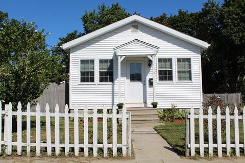 5 Cedar St, Wareham, MA 02571 photo 1