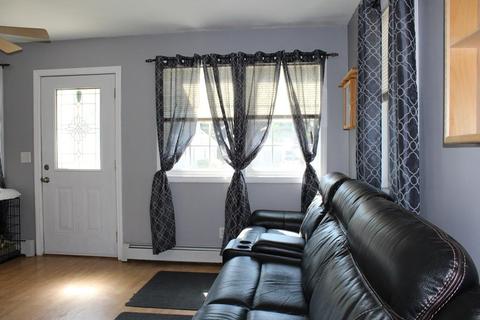 5 Cedar St, Wareham, MA 02571 photo 4