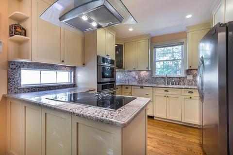 2 Prospect St, Stoneham, MA 02180 photo 6
