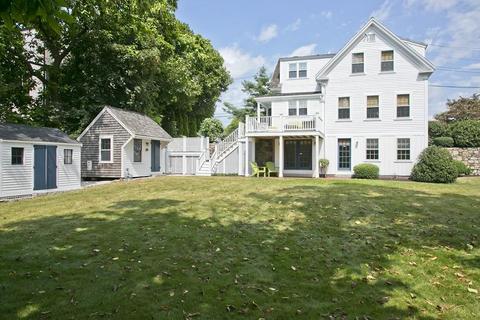 9 Green St, Hingham, MA 02043 photo 2