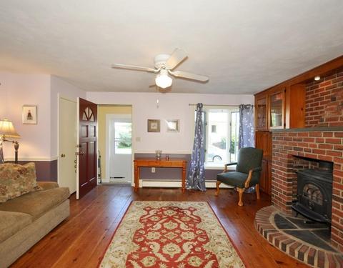 7 Euclid Ave, Maynard, MA 01754 photo 3