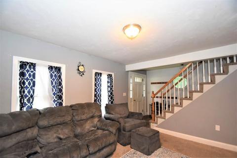 5 Union St, Ayer, MA 01432 photo 4