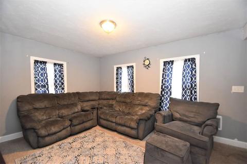 5 Union St, Ayer, MA 01432 photo 2