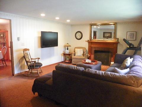 91 Larivee Ln, West Springfield, MA 01089 photo 6