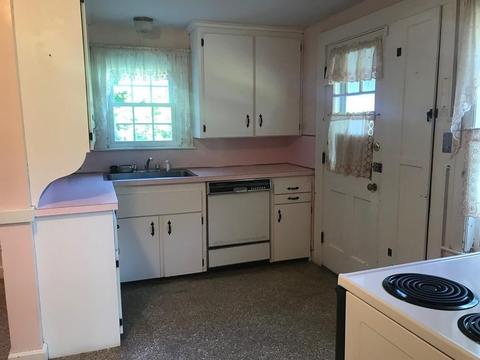 72 Grand St, Reading, MA 01867 photo 5
