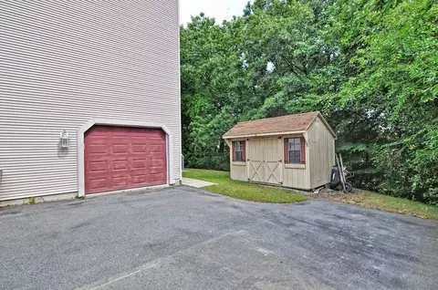 21 Etre Dr, Worcester, MA 01604 photo 5