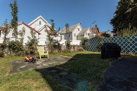 12 Dean St, Everett, MA 02149 photo 25