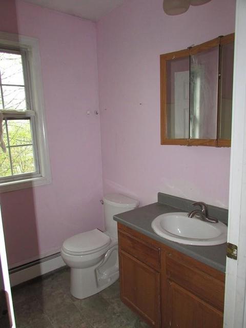 6 Blake St, Worcester, MA 01604 photo 11