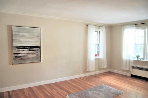 60 Elm St #6, Worcester, MA 01609 photo 3