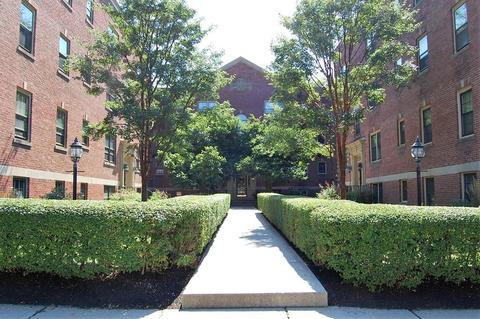 60 Elm St #6, Worcester, MA 01609 photo 2