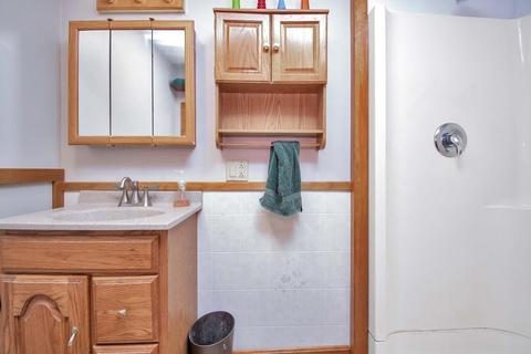 71 Watson Rd, Quinebaug, CT 06262 photo 11