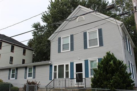 92 Angell St, Fall River, MA 02723 photo 1