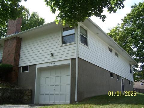 22 Cardinal Rd, Worcester, MA 01602 photo 5