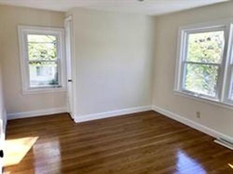 14 Silas St, Springfield, MA 01109 photo 18