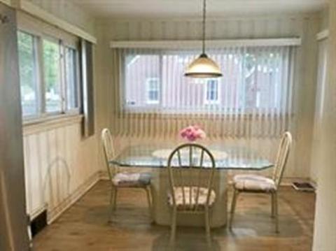 14 Silas St, Springfield, MA 01109 photo 16