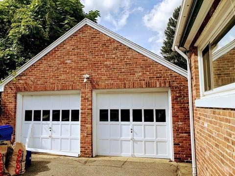 14 Silas St, Springfield, MA 01109 photo 3