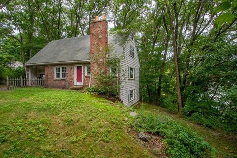 11 Bacon St, Wellesley, MA 02482 photo 5