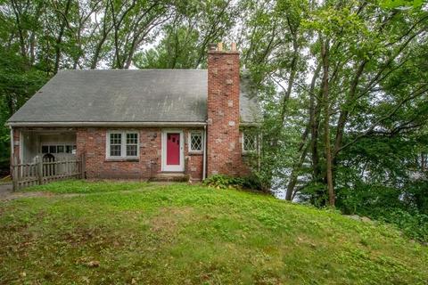 11 Bacon St, Wellesley, MA 02482 photo 1