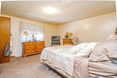 97 Michon St, Springfield, MA 01151 photo 13