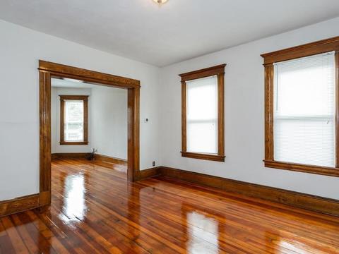 348 White St, Springfield, MA 01108 photo 8