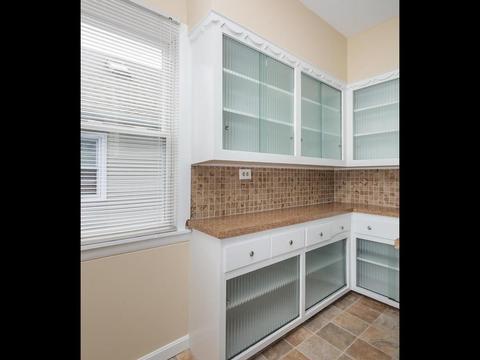 348 White St, Springfield, MA 01108 photo 6