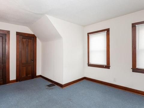 348 White St, Springfield, MA 01108 photo 19