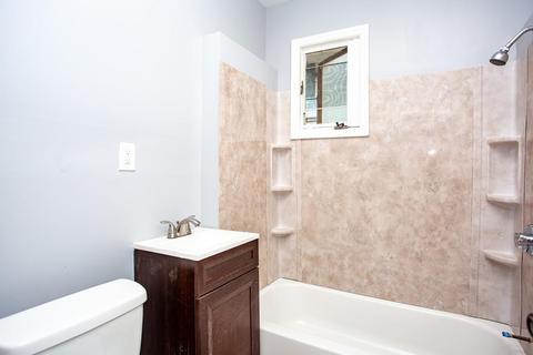 80 Knox, Springfield, MA 01105 photo 4
