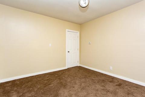80 Knox, Springfield, MA 01105 photo 11