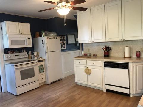 29 Highland St, Ware, MA 01082 photo 9