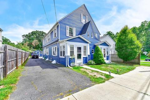 117 Fenwick St, Springfield, MA 01109 photo 2